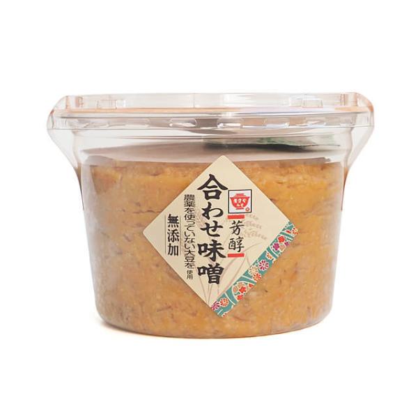 麦と米の麹をたっぷりと使用した、合わせみそです。国産大麦と国産米、農薬を使っていない大豆を使用し、長期間でじっくりと熟成させた、淡色の無添加合わせ味噌です。分別生産流通管理した大豆を使用しています。