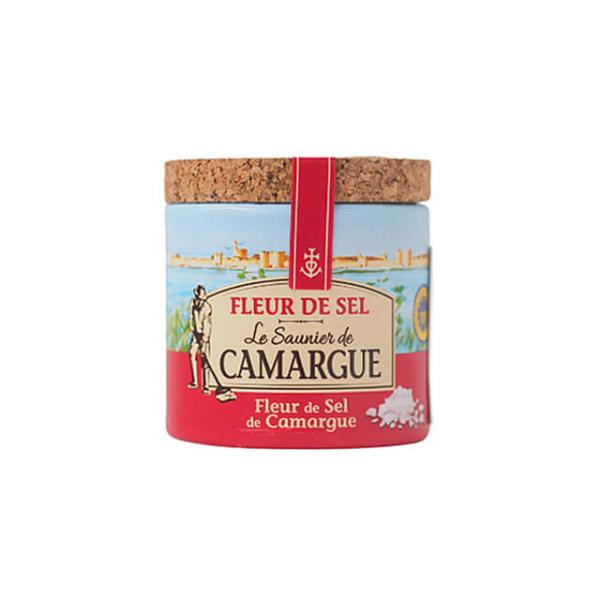 古代ローマ時代からの歴史をもつフランスを代表する塩の産地、カマルグ。カマルグの塩は、地中海の恵まれた日照と風によって作り出された南仏プロヴァンス地方の産物です。地中海の水を塩田に引き、はじめに水面にあらわれた結晶部分を手作業で採塩し、そのま...