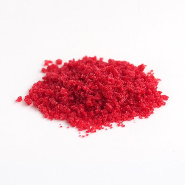 カリカリの顆粒状になったラズベリーです。チョコレートやメレンゲ菓子、マカロンなどアイデア次第で様々なお菓子に面白い食感とフルーツの香りが口の中に広がります。