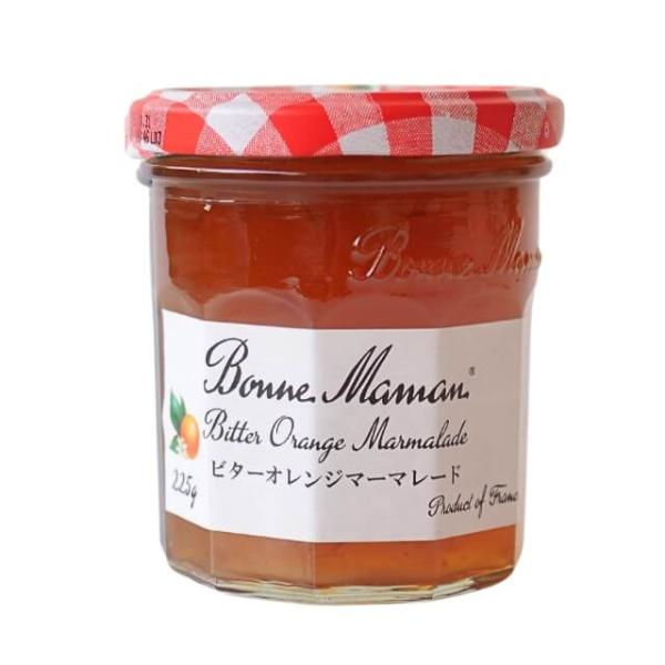 『ボンヌママン』は家庭で受け継がれる「手作りジャム」をコンセプトにした、美食の国フランスで最も愛されるブランドです。オレンジの皮のほろ苦さと果実の酸味がうまくマッチした、爽やかな風味が特徴です。
