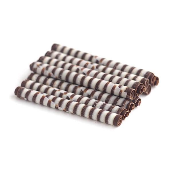白樺模様が美しい、デコレーション用のスティック状チョコレート。パフェやデコレーションケーキのワンポイントにどうぞ。