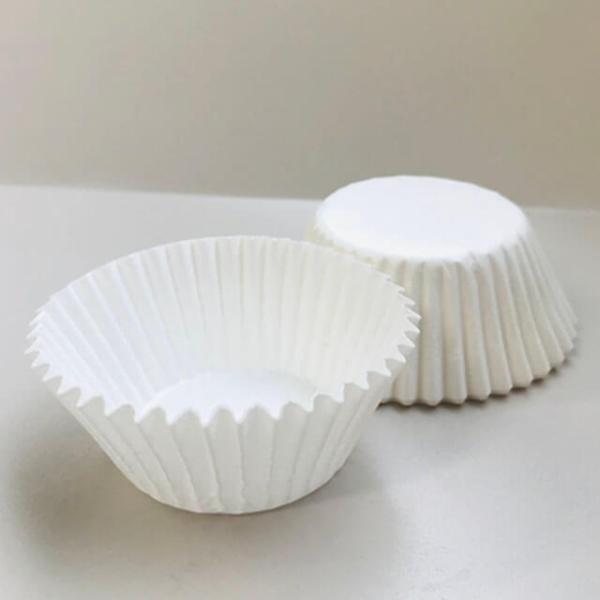 マフィンカップとしてブリキなどのマフィン型に入れてご利用ください。
