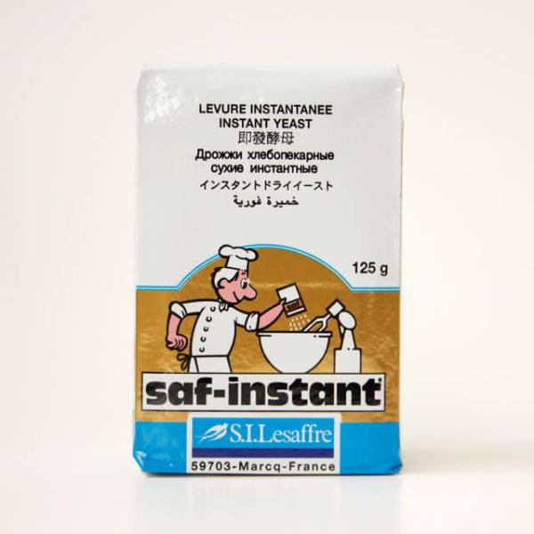 創業150年以上の歴史を持つフランス・ルサッフル社（通称：サフ）は、世界最大のイーストメーカーとして知られており、パン用イーストは世界180ヶ国以上のベーカリーで愛用されています。【生地タイプ：リッチ（多糖生地用）】生イーストの半分以下の量...