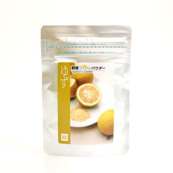 香酸柑橘の『ゆず』をパウダーにしました。外皮をパウダーにしているので、ゆず独特の苦味はありますが、香りは十分に残っています。調理のアクセントにひとつまみ使用することで、幅を広げることができます。しょうがパウダーと合わせて「ゆずしょうが紅茶」...