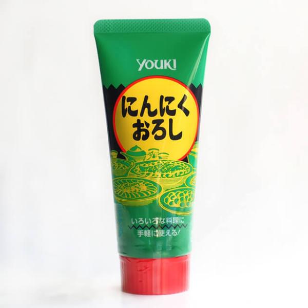 ニンニクの風味をそのまま残したすりおろしタイプです。いろいろな料理に手軽に使えます。炒め物、煮込み料理、ステーキ、カレーなどにご使用ください。