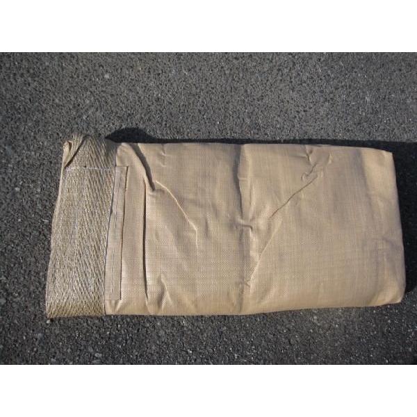 コンテナバッグ(一般グレードタイプ) 材質ポリプロピレン形状　丸型　ベルト75〜100ミリ　排出口無　反転ベルト有　内袋無最大充填量　1000kg  サイズ1100φｘ1100Hコンテナバックはコストパフォーマンスに優れ、扱いやすい一般普及...