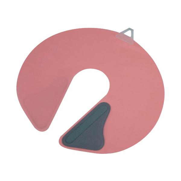 カット時のチクチクやシャンプーの水がクロスの襟口から入りません。