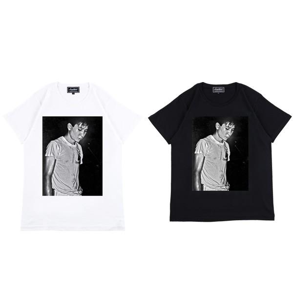 新品 VINYL ルースターズ 「DIS」 プリントT Amplifier MEDICOM TOY Amplifier “THE ROOSTERS” TEE design D : MEDICOM