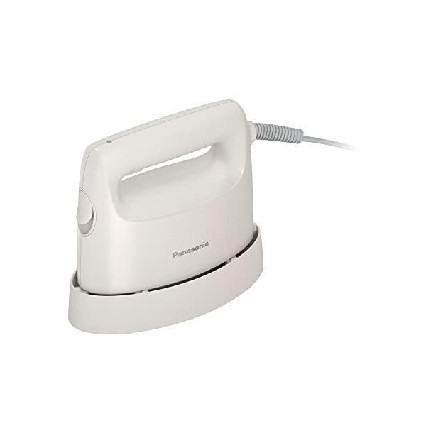 【商品概要】ハンガーにかけたまま、時短でしっかりシワのばし。スチーム量 平均 約11 g/分。パワフルなスチームで衣類のシワのばし。手軽に使える、低重心・軽量・コンパクト。FSシリーズ最軽量の約670 g。忙しい時にも便利な立ち上がり約30...