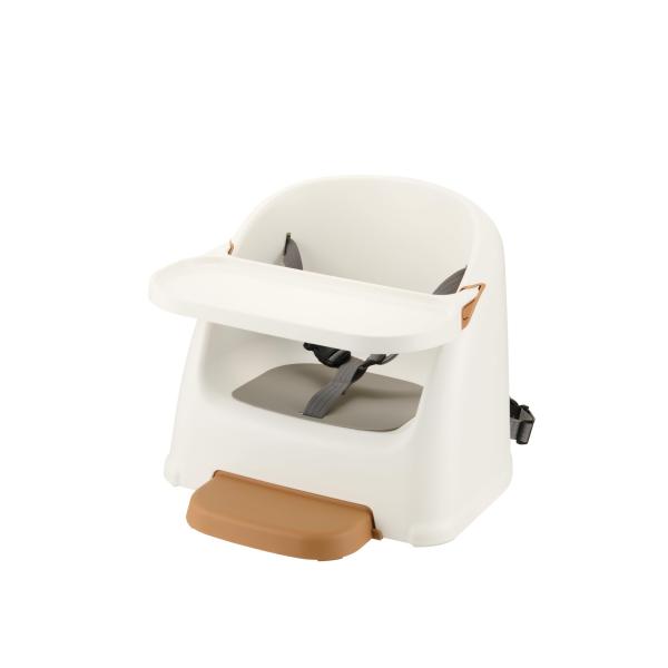 【商品概要】お行儀の良い姿勢で食事に集中できるベビーチェア姿勢を保持する3つのこだわりポイント【ステップ】足が届いて、ぶらつかない 【背もたれ】反り返り、抜け出しを防ぐ 【座面シート】お尻のズリ落ちを防ぐ商品サイズ：39×44×34H(cm...