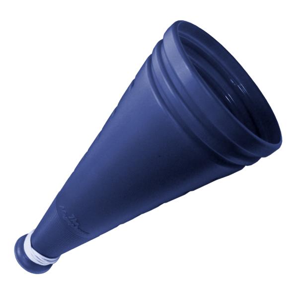 ザ・メガホン紺は高校野球で多く使われている人気のメガホン!高校サッカーや体育祭など学校行事にも利用されています。ネイビーカラーですので、学校の応援団に購入される方も多いです。シールで名入れする際にも、文字が見えやすいという声も。弾力のある素...