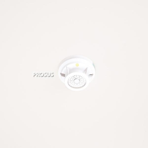 定温式スポット型感知器 特種 60℃ TCC-60-L感知器本体です。