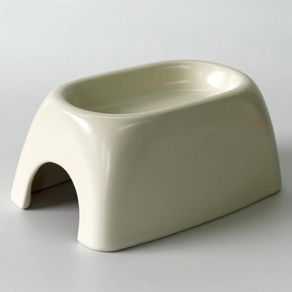 [Release date: October 15, 2025]アクアリウム、両生類、ハムスターなどの小型哺乳類にも使用できます。従来の素焼きMサイズウェットシェルターと当社の【i Shelter】を比較するとi Shelterはそのスタイ...