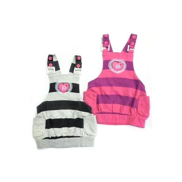 脇に付いたポケットが立体的でめちゃカワ。ひもは2段階で調節可です。胸にはハートワッペンをメッシュフリルが縁取っています。【カラー】杢グレー・チェリーピンク【主素材】トビ裏毛【品　質】綿100%