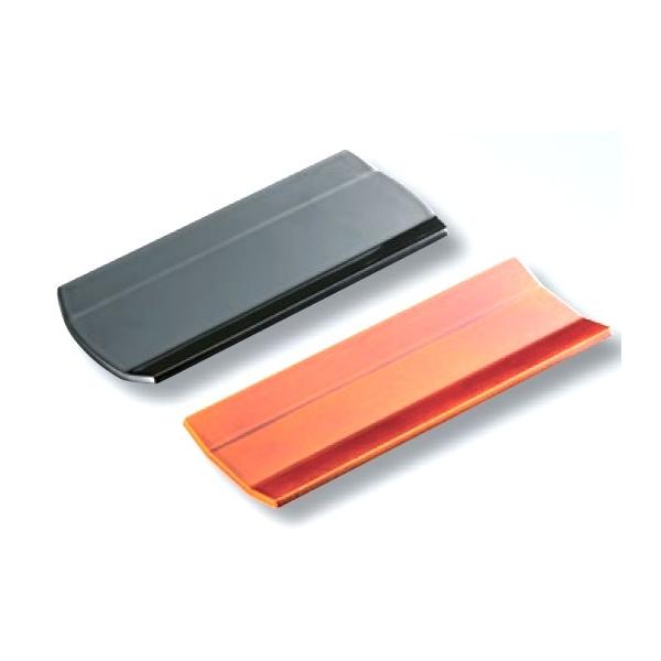 zO@tcIV{@ڂi摜ĉÊ݂łBj18.6×7.0×1.1cm