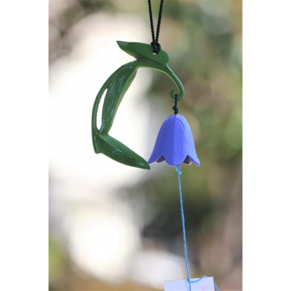 日本製　夏の風物詩　南部鉄器　風鈴(Wind chimes)　ホタルブクロ　Campanula punctata Lam