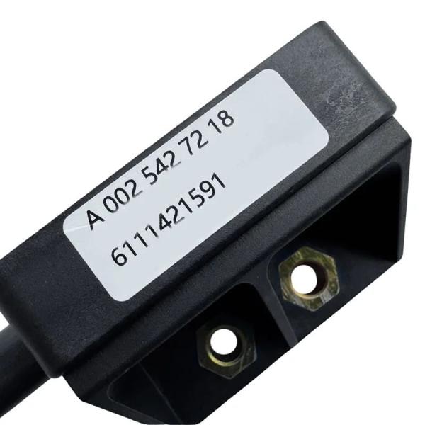 Mercedes-Benzヨーレートセンサー R230 SL350 並行輸入品車 A0025427218 ヨーレートセンサー 回転スピード