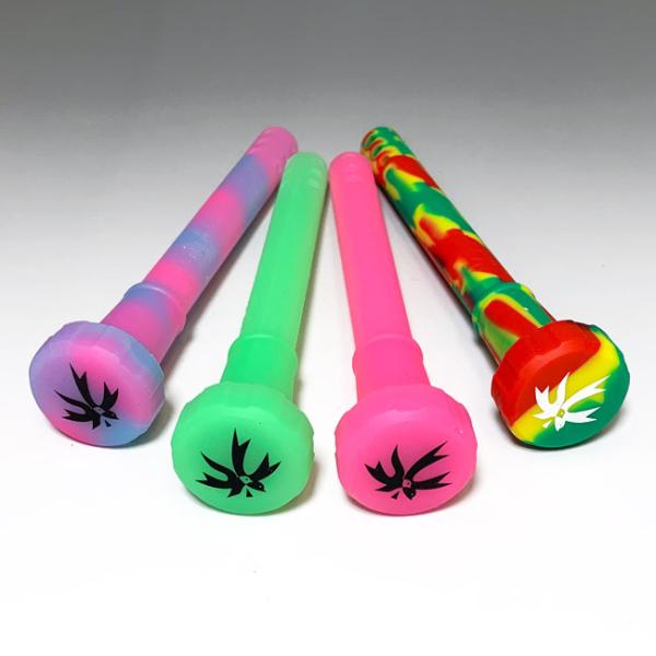 アメリカの人気メーカーPieceMakerのシリコン製のステムパーツです。食器などで使われるフードグレードシリコンを使用し、熱で溶けない、臭くない、壊れない、ハサミなどで切れるので捨てやすい、という非常に便利で人気な一品です。火皿は細かい穴...