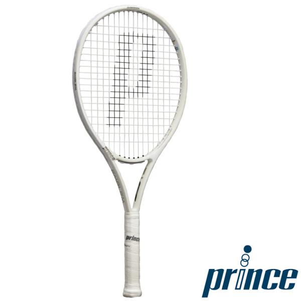 シャフト・フェイスの2時と10時の部分にTeXtreme x ZYLON搭載のATSシステムで更にパワーと打球感が向上。27インチで超軽量に感じるバランス設計でダブルスに最適な操作性を実現。■品番： 7TJ233■カラー：バニラホワイト■ヘ...