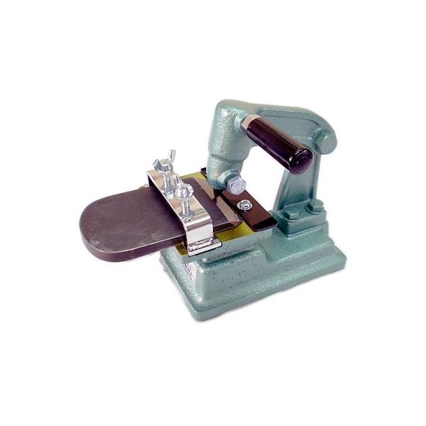 【山戸製作所 ヒッター 裏出機】●鉋刃裏出機の決定版！木工関係・建築現場に最適！●この裏出機を使用すると、カンナやノミの裏だしが失敗がなく確実に短時間にできます。