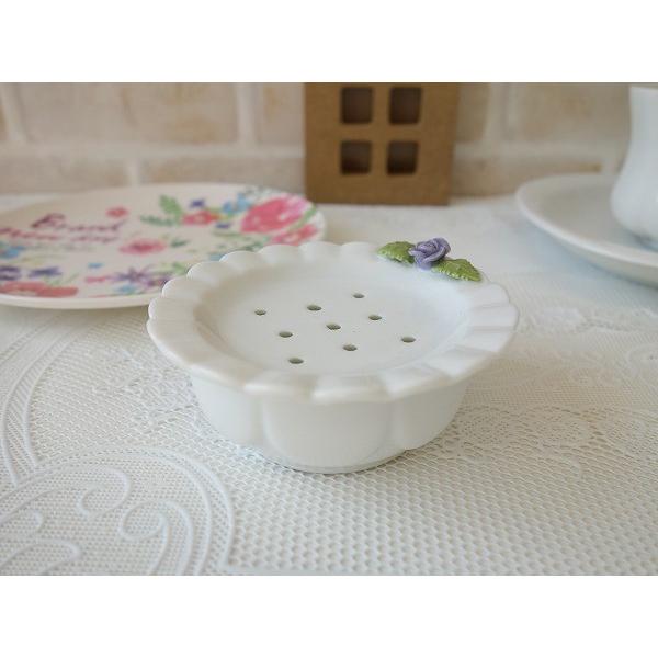 白磁 ローズデコ ポプリポット ブルー ローズ バラ 薔薇 ロココ調 陶器 ティーバックトレー かわいい おしゃれ おすすめ 日本製 アウトレット込み Rosedeco007b 食器と陶器のネット通販プチエコ 通販 Yahoo ショッピング