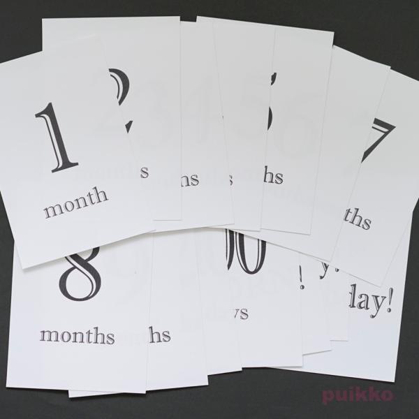出産から1歳までの赤ちゃんの成長記録を写真に残すための月齢カード（マイルストーンフォトカード／フォトプロップス）16枚セットです。生後１か月ごとに、赤ちゃんにこのカードを添えて撮影してください。毎月写真を撮ることによって赤ちゃんの成長がよく...