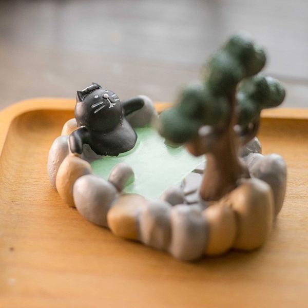 スマホスタンド 猫 おもしろい スマホホルダー 卓上 車 android iPhone  お風呂 テレビ 雑貨 グッズ 多機種対応 プレゼント