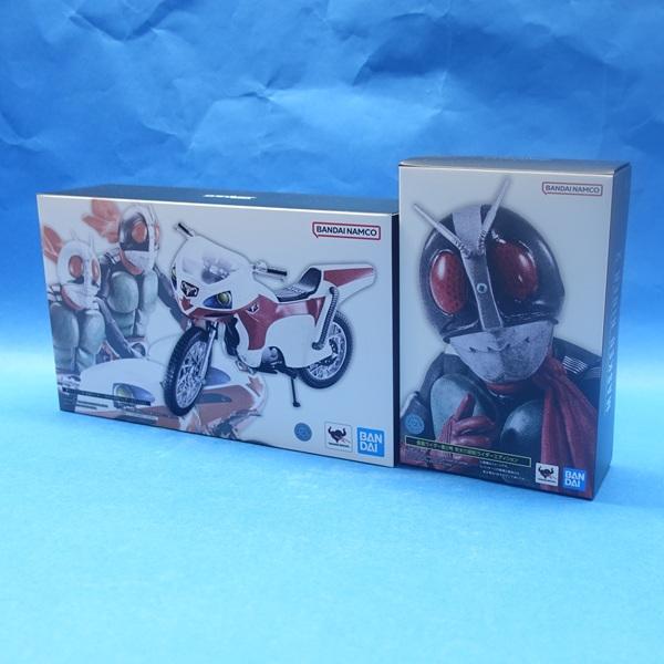 他サイト： 2種セット S.H.Figuarts（真骨彫製法） 仮面ライダー新2号 栄光の昭和ライダーエディション + 新サイクロン号の商品画像