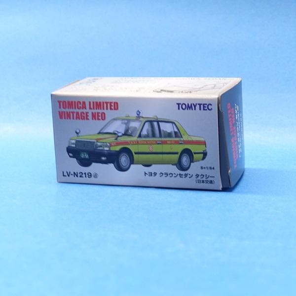 トミカ LV-N219d トヨタ クラウンセダン タクシー (日本交通