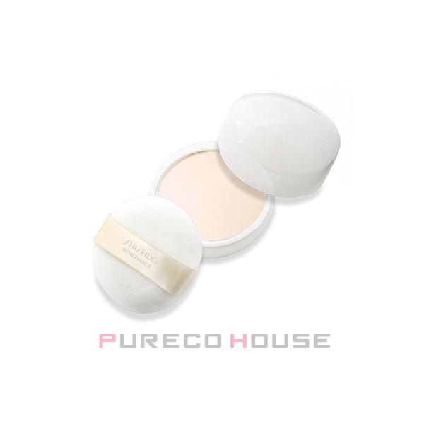 素肌の成り立ちまで美しいと感じさせるような、絶妙な透明感と明るさ、均一さが印象的な肌へと仕上げます。さらさらとしたなめらかな肌感触と、凛とした美しい仕上がりが持続します。グリーンフローラルの香り。【使用方法】スキンケアの最後のお手入れとして...