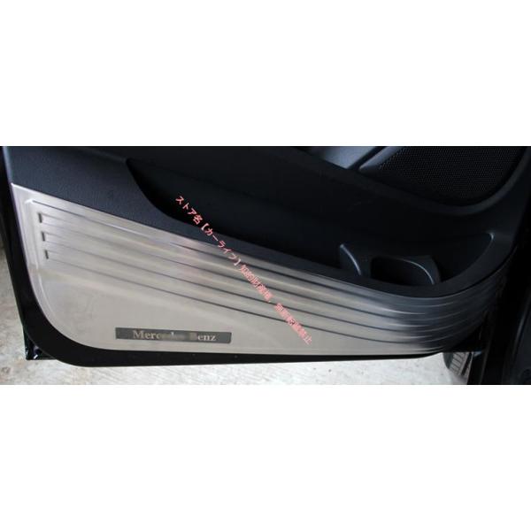 希少　新品未使用 メルセデスベンツ　Ｗ４４７　Ｖクラス　右 クォータートリム Mercedes-Benz（メルセデス・ベンツ） メルセデス ベンツ BENZ Vクラス