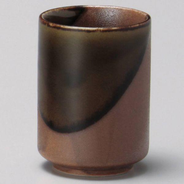 緑茶がよく似合う渋い湯呑みです。■商品名　備前 長湯呑■おすすめ用途　湯呑み、ゆのみ、お茶■JANコード　4580268705429■食器分類　和食器▼▼▼サイズ等は下の説明文に掲載しています▼▼▼