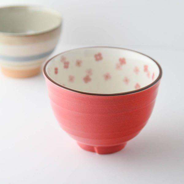 美濃焼 2.5cmふわ花小丼 赤　　アウトレット訳あり品 日本製 訳あり品
