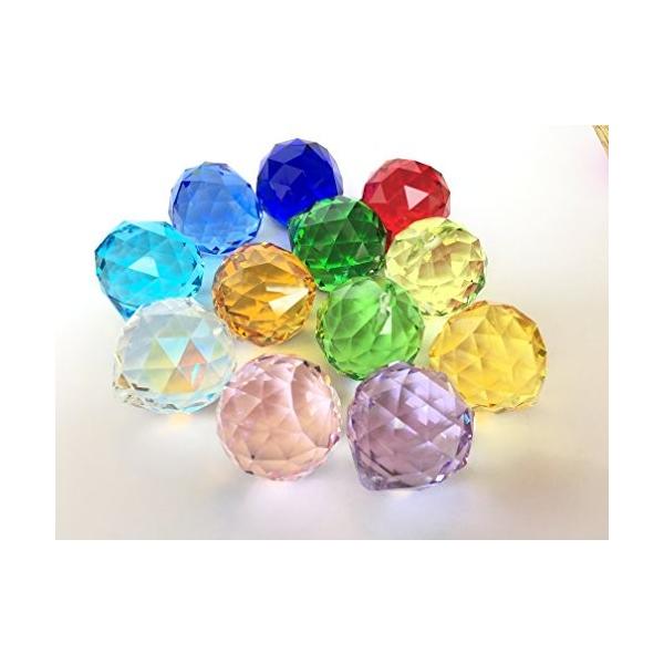 サンキャッチャー用のクリスタルガラスです。穴が開いているため、サンンキャッチャー作成やシャンデリアパーツに最適です♪素材：K9クリスタルガラス、高品質のものを使用しており、輝きが他の物とは違います！             カラー：レッド、...