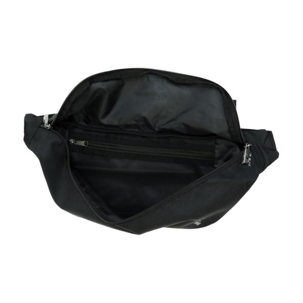 ちょっとしたお出かけに便利なウエストバッグです。シンプルなデザインで子供から大人まで使える◎腰ひもの長さは調節可能♪【仕様】サイズ：約W180×H375×D120mm材質：ポリエステルPoKeMon　鞄　ウエスト　ポーチ　バック　かばん　ボ...