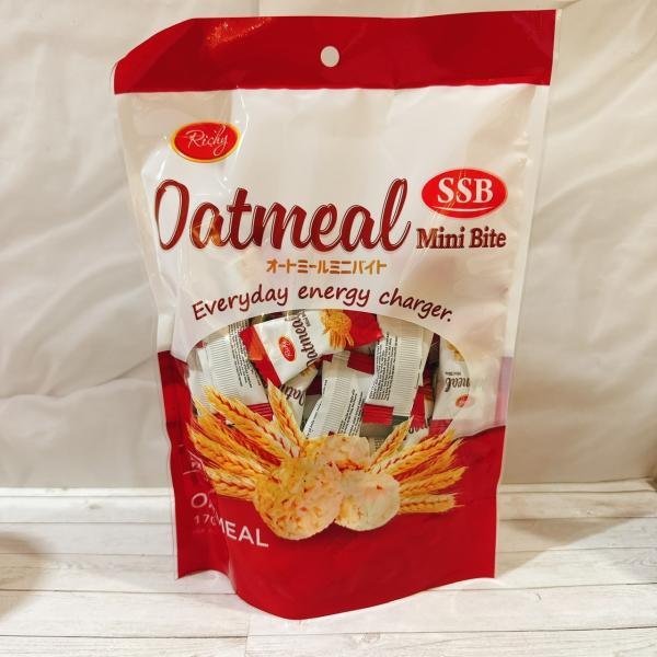 オートミールを一口サイズのお菓子にしました。ミルキーな味わいとサクサクの食感で、手が止まらなくなる美味しさです。個包装なのでいつでもどこでもお召し上がりいただけるオートミールです。