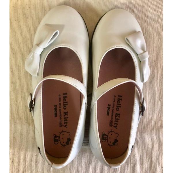30 Off 格安saleスタート Hello Kittyハローキティキッズフォーマルシューズ ホワイト 女の子 フォーマルシューズ 15cm 22cm 子供靴