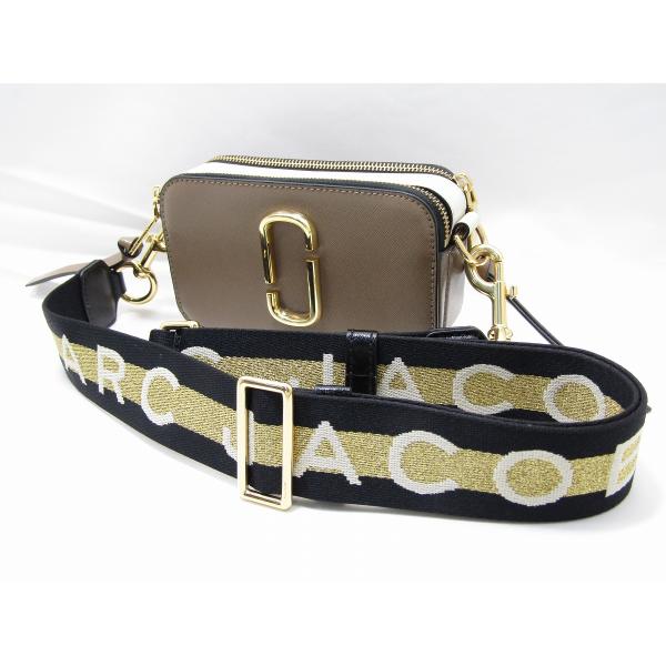⭐️美品⭐️ MARC JACOBS ショルダーバッグ スナップショット　　２室 マークジェイコブス スナップショット 斜め掛け ショルダーバッグ 美品