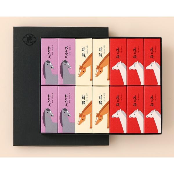 2026年の干支「午」にあわせてご用意した、期間限定の化粧箱です。新年にふさわしい華やかな紅色を背景に、優しい表情のゆったりした馬の姿を配しました。カジュアルギフトやご自宅用にもおすすめです。「夜の梅」6点、「おもかげ」「新緑」各４点の詰め...