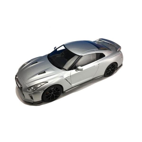1/18 Y Enh Nissan GT-R 2017 Silver First18