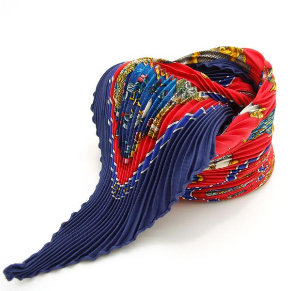 HERMES（エルメス） スカーフ プリーツカレ 90 Qu' importe le flacon