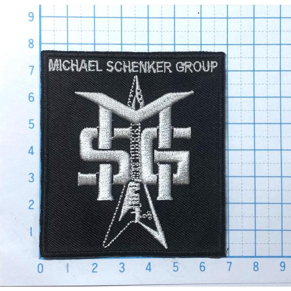 ■サイズ:(約)7.5cm×7cm■持ち物を飾ったり、穴の開いたところにぺたっと張って補修したりと便利なアイロンワッペンです。■裏面糊付き刺繍アイロンワッペン※あて布をしてのアイロン接着をお勧めいたします。