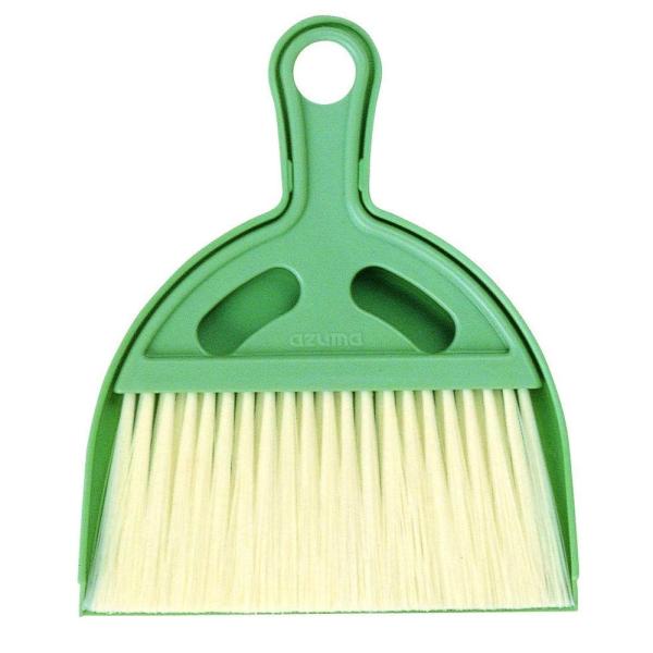 モダングリーン/17×21×3cm/AG710・Color:グリーン・パッケージ個数:1・【手軽なほうき】卓上だけでなく、ソファのホコリ払いやお菓子の食べこぼしなどのお掃除に便利です。・【しなやかな掃き心地】やわらかく、しなやかな穂がやさし...