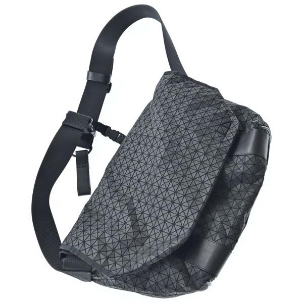 BAO ISSEY MIYAKE メッセンジャーバッグ メンズ バオバオイッセイ
