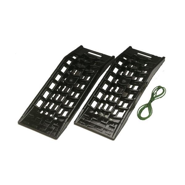 【 ご注意：ご購入後の当店からのメールを必ずご確認ください 】【商品概要】生産国:日本材質・素材:ポリエチレン付属品:ヘルパーの飛び防止ロープ【商品説明】商品紹介アイスバーンでもすべらない金属製Wアイゼン付。悪路からの脱出に大きな威力を発揮...