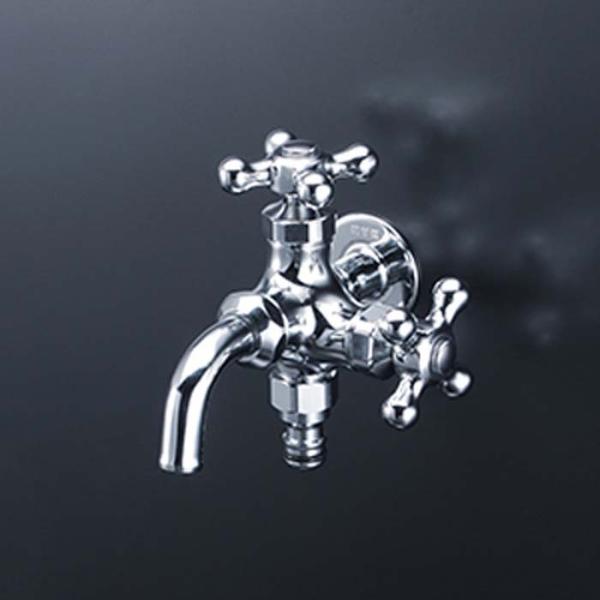 【数量限定】KVK 屋外ホース接続ニップル付二口横水栓(寒冷地用) K124CS Amazon | KVK 屋外ホース接続ニップル付二口横水栓(寒冷地用) K124CSPZ