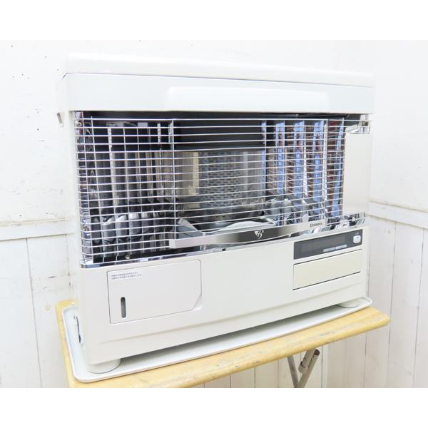 【 床暖房付き 】 サンポット UFH-778UKC 石油ストーブ / 美品✨ 2018年製 サンポット UFH-7731UKC 煙突式石油床暖ストーブ