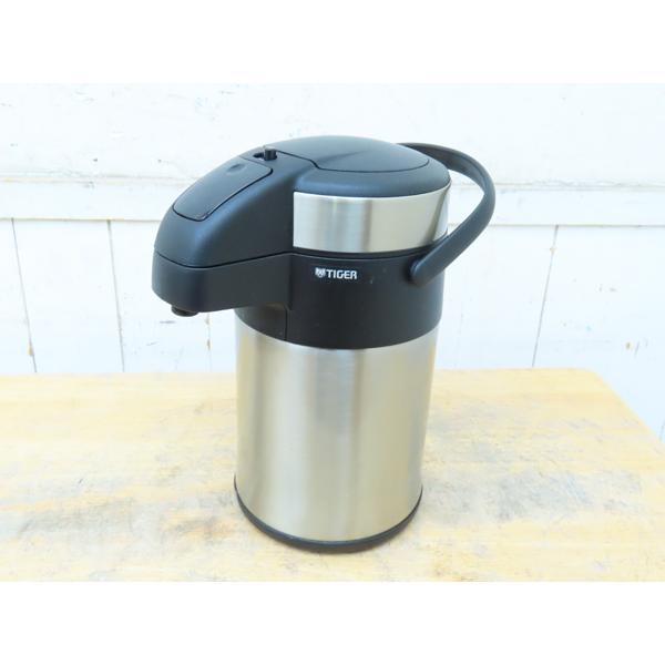 [Release date: December 21, 2025]タイガー製　ステンレスエアーポット　MAA-C301　3L商品サイズ・高さ31ｃｍ　幅17.5ｃｍ　奥行23ｃｍ年式・不明中古品です　年数相当の使用感あります　細かい小傷やス...