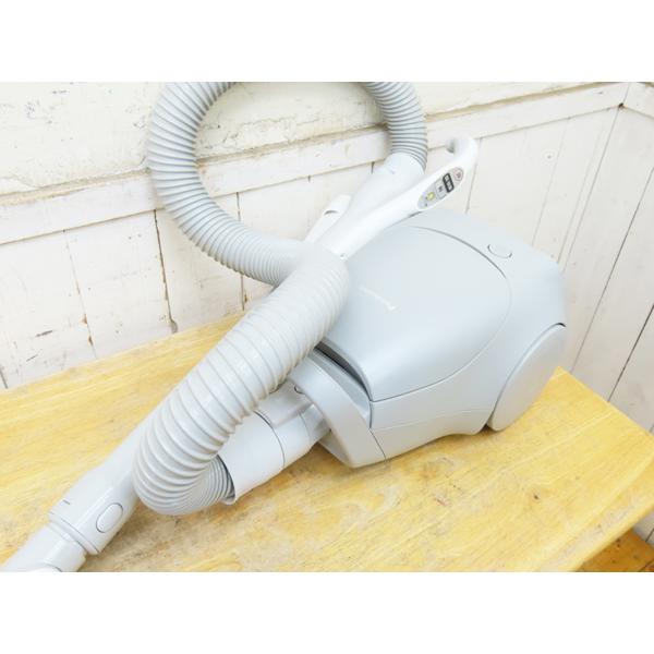 未使用品！掃除機　パナソニック　MC-PJ23A-H パナソニック・掃除機・2024年製・MC-PJ23A-H・560W・紙パック式・中古