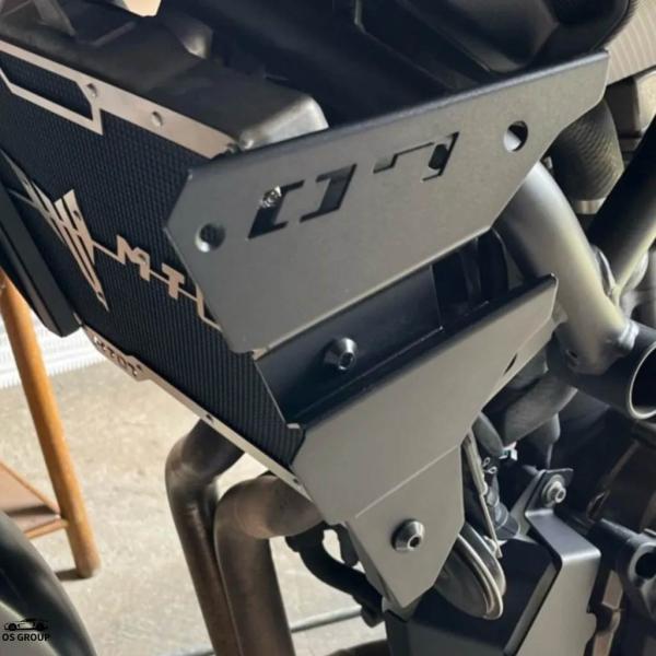 並行輸入品 サイド ラジエーター グリル カバー ガード プロテクター ヤマハ 2024年 MT07 MT-07 FZ07 FZ-07 2013年 - 2016年 2017年 2018年 2019年 2020年 202